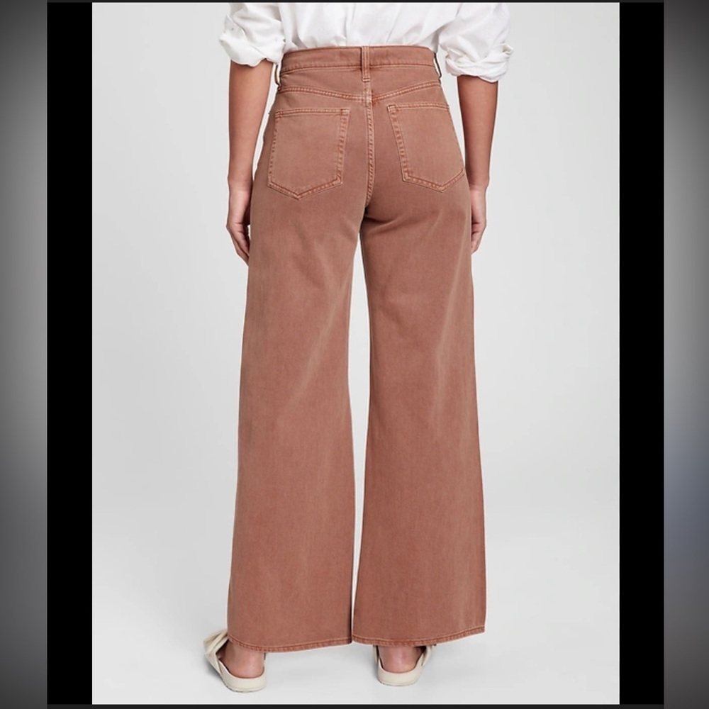 GAP High-Rise Wide Leg Jeans in Dusty Rose Brown